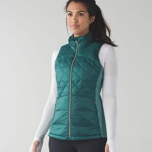Down for run vest lululemon 10 Forage teal goose